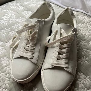 Steve Madden Sneakers